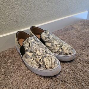 Vionic Demetra Snake Print Slip On Sneaker